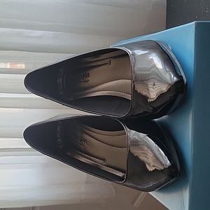 Woman's shoes